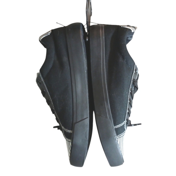 NEW Disney Tim Burton's The Nightmare before Christmas Sneakers from Ground Up - Picture 6 of 14